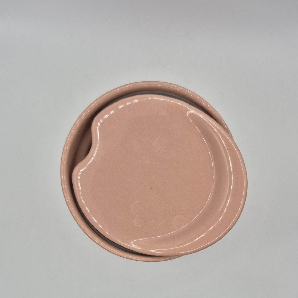 Pink Ceramic Mug with Lid - Picture 2 of 6